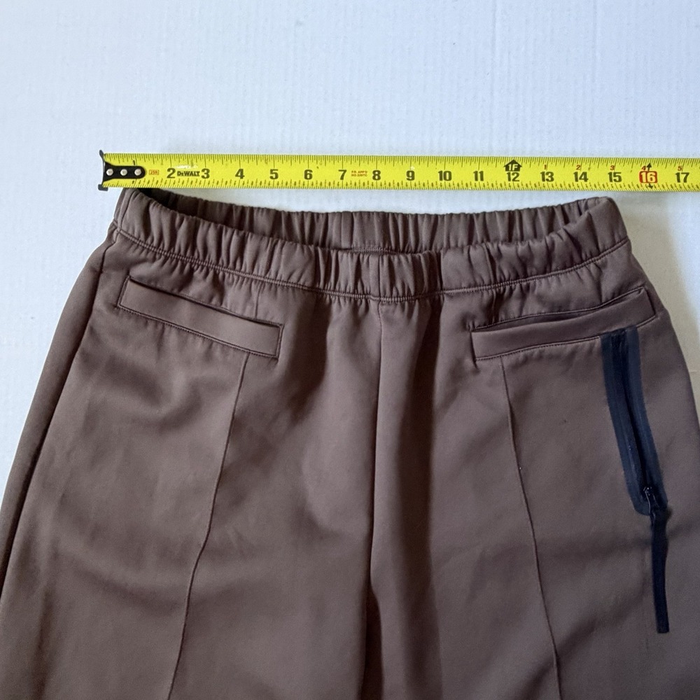 Nike Men's Large Dri-FIT Tech Pack Pants Brown Tapered Stretch Zip Pocket - Picture 6 of 9